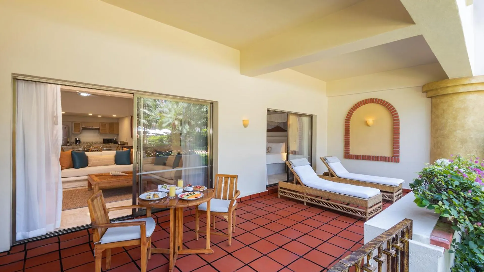 Velas Vallarta Suite Resort All-Inclusive Puerto Vallarta 4*,